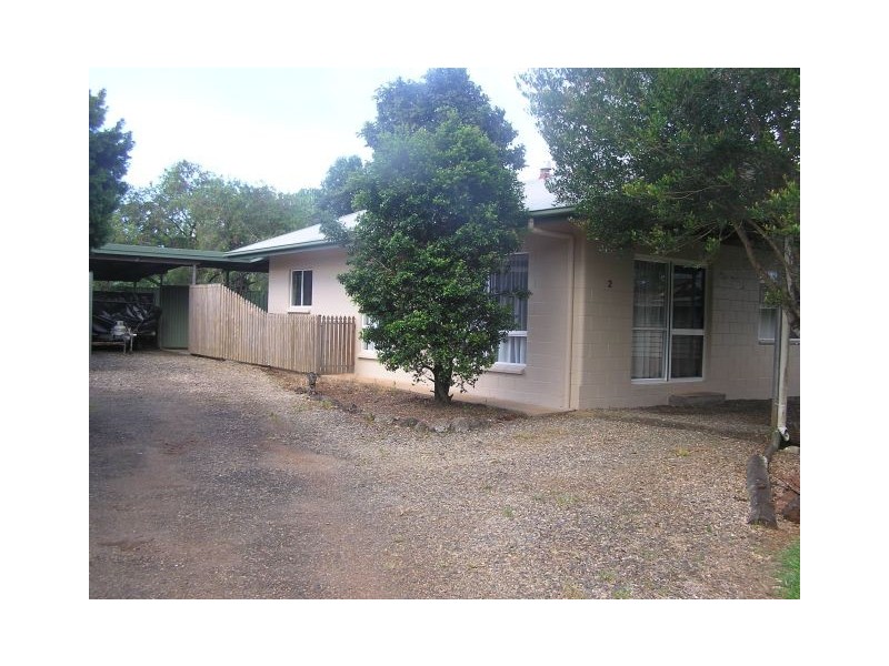 2/4 Kevin Street, Malanda QLD 4885