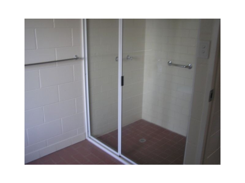 2/4 Kevin Street, Malanda QLD 4885