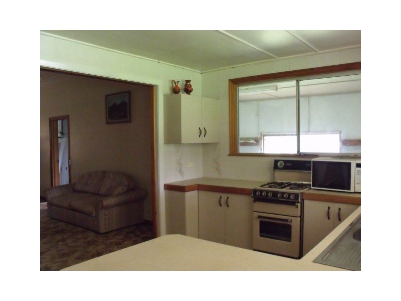 202 Topaz Rd “The House”, Malanda QLD 4885