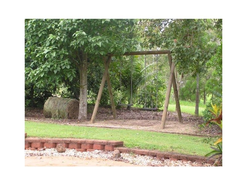 13 Hutton Drive, Tolga QLD 4882