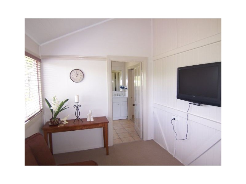 3 UNION RD, Malanda QLD 4885