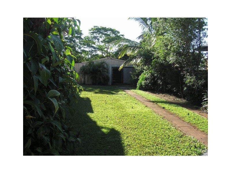 29 Mary St, Malanda QLD 4885