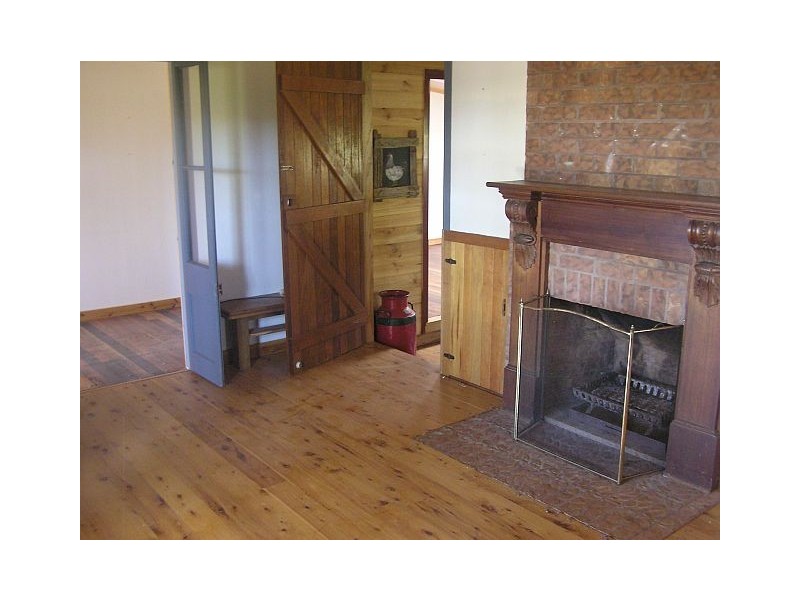 111 Greenwood Rd, Ravenshoe QLD 4888