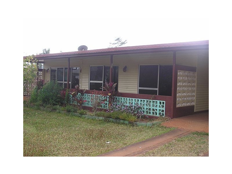 22 Downing St, Malanda QLD 4885