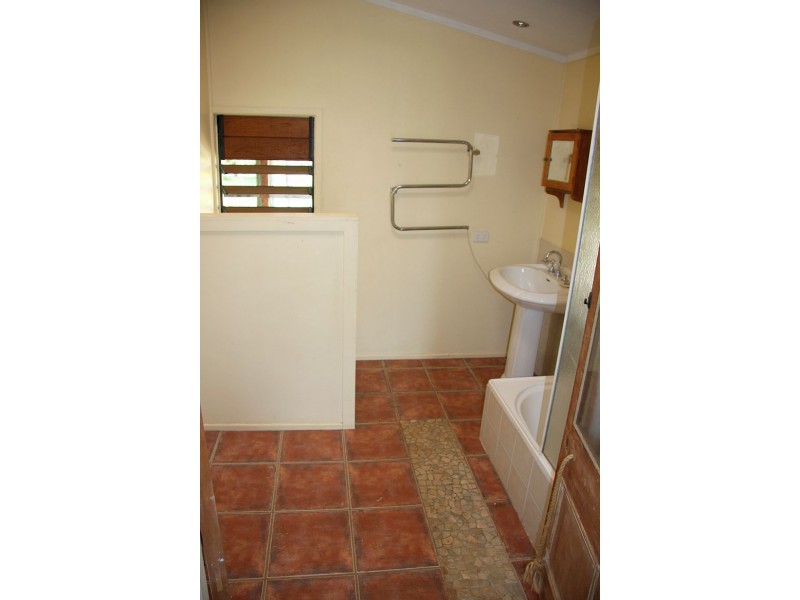 Yungaburra QLD 4884