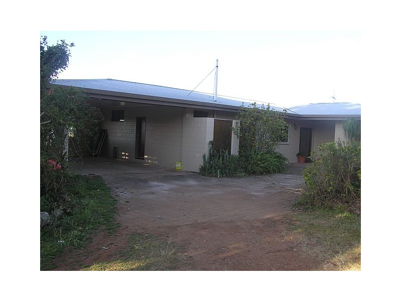 79 Eacham Rd, Yungaburra QLD 4884