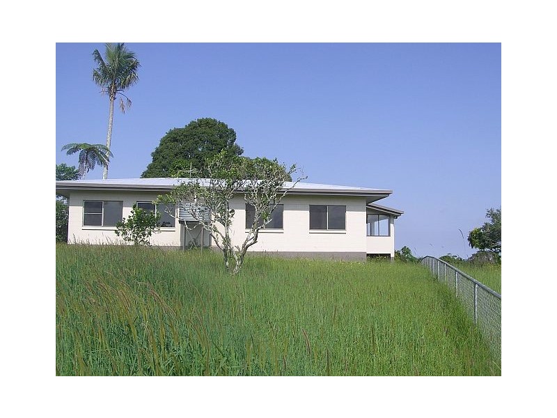 79 Eacham Rd, Yungaburra QLD 4884