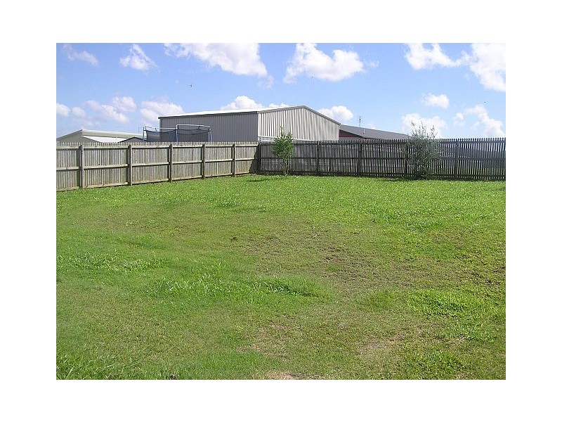 14 Wensley Ave, Yungaburra QLD 4884