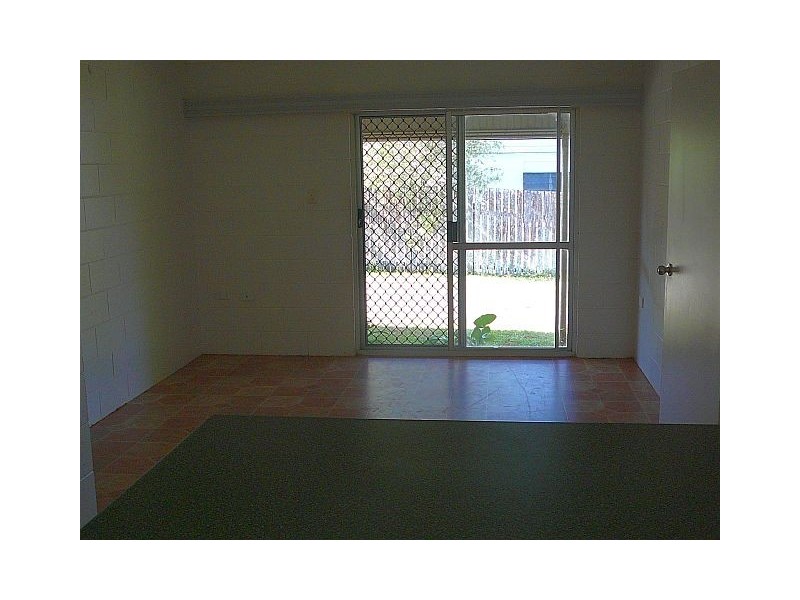 1/6 Hanrahan, Malanda QLD 4885