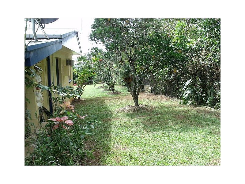 57 Eacham Rd, Yungaburra QLD 4884