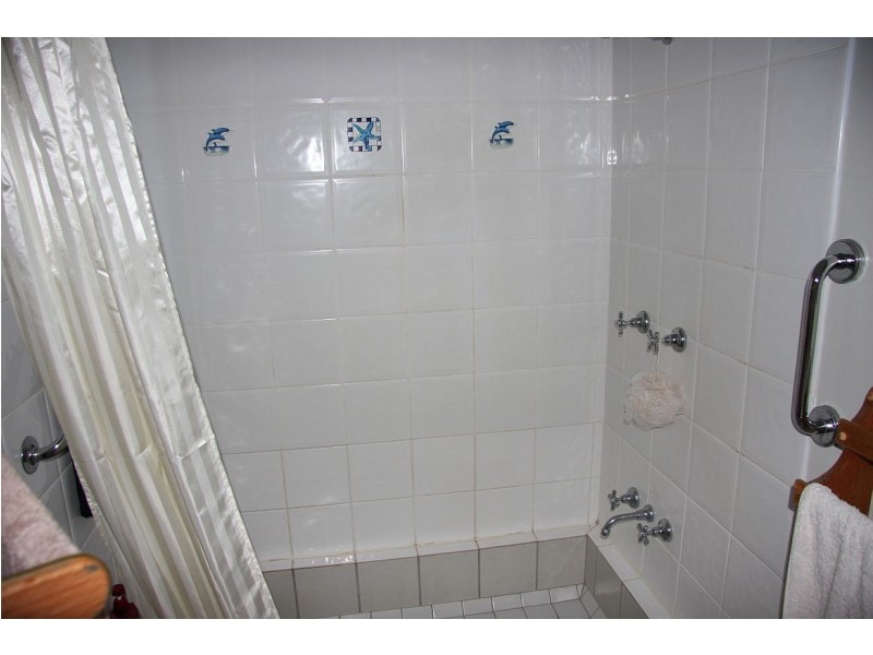 Lake Eacham QLD 4884