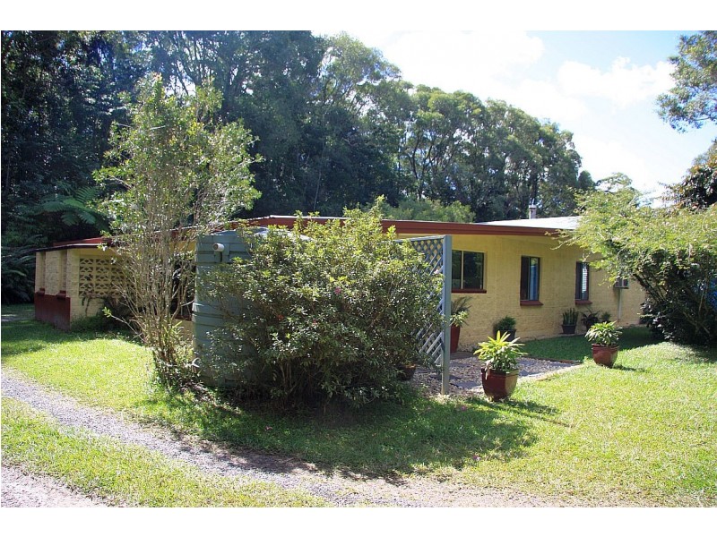 Lake Eacham QLD 4884