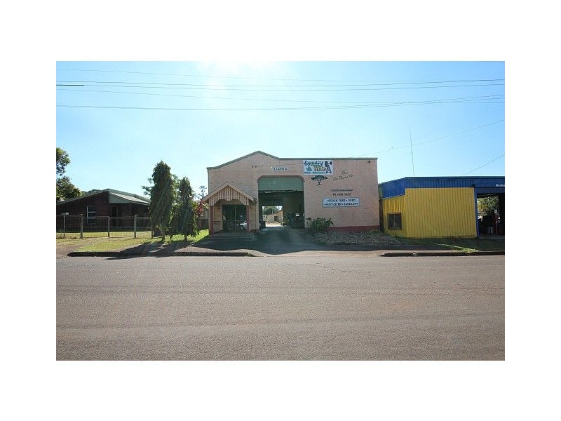 2 Lions, Malanda QLD 4885