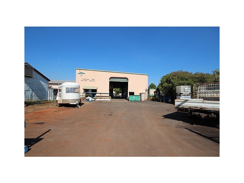 2 Lions, Malanda QLD 4885