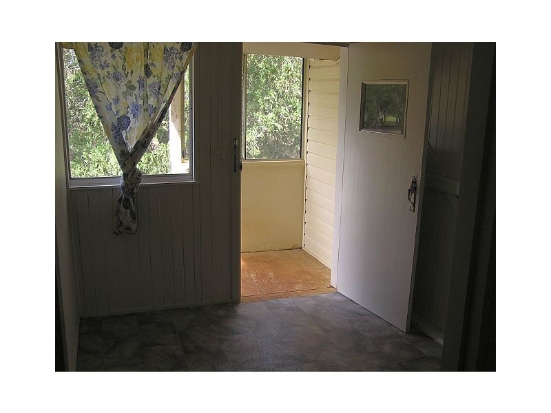 13 Mary Street, Malanda QLD 4885