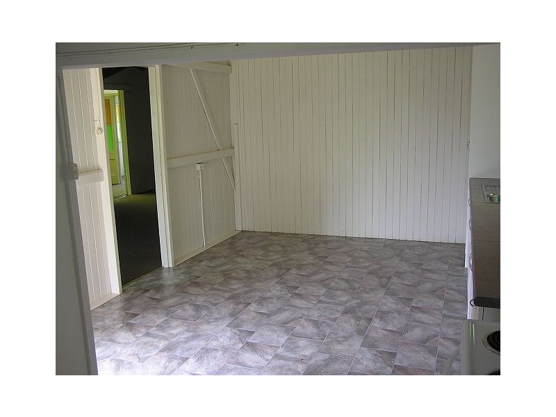 13 Mary Street, Malanda QLD 4885