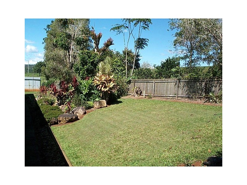 Yungaburra QLD 4884