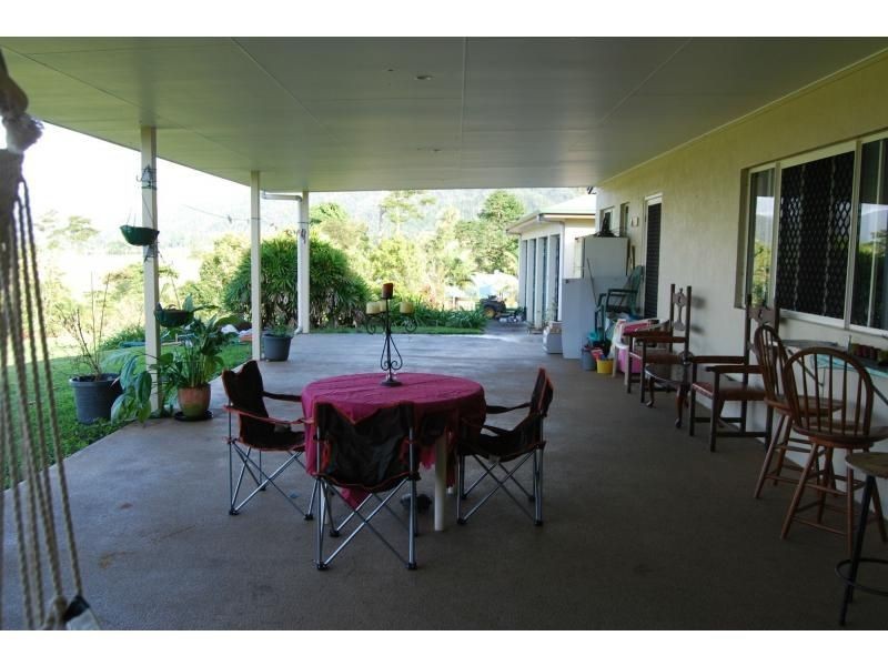800 OLD TULLY ROAD, Malanda QLD 4885