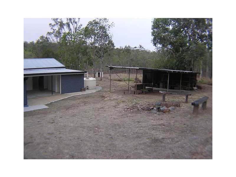 717 Wooroora Rd, Ravenshoe QLD 4888