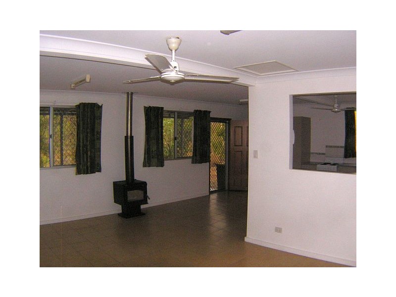 717 Wooroora Rd, Ravenshoe QLD 4888