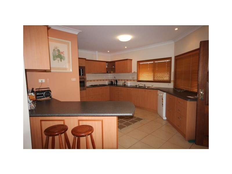 25 Park Ave, Yungaburra QLD 4884