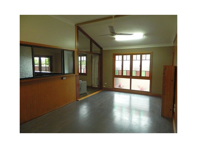 30 Eacham Rd, Yungaburra QLD 4884
