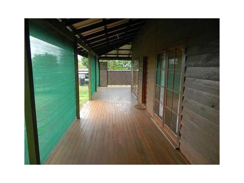 30 Eacham Rd, Yungaburra QLD 4884