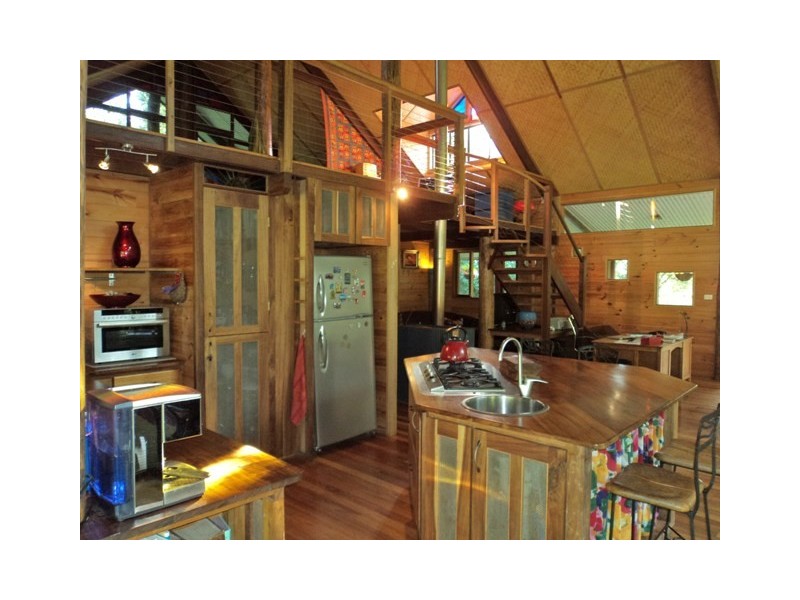 Lake Barrine QLD 4884