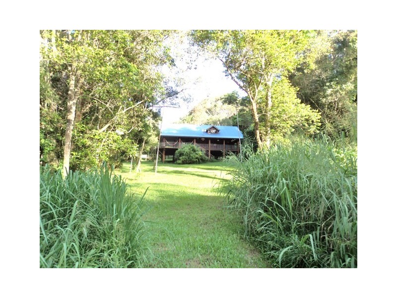 Lake Barrine QLD 4884