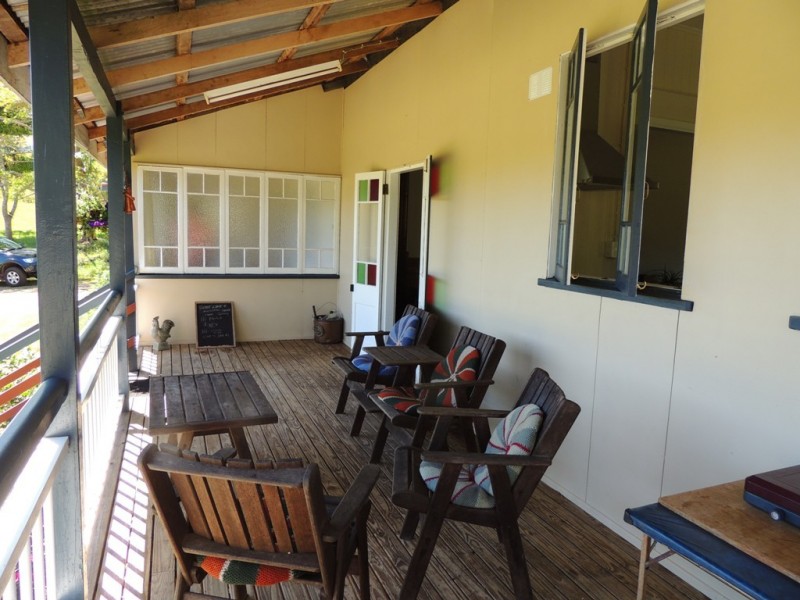 Lake Eacham QLD 4884