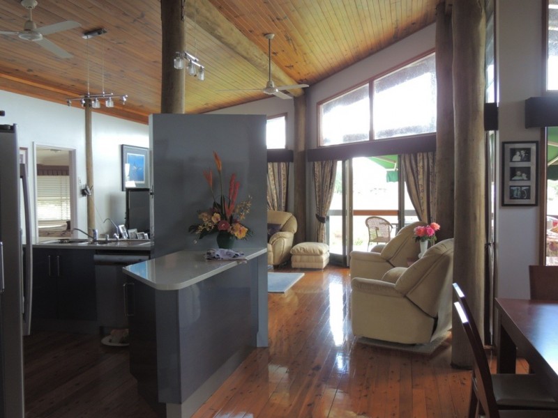 40 Oleander Dve, Yungaburra QLD 4884