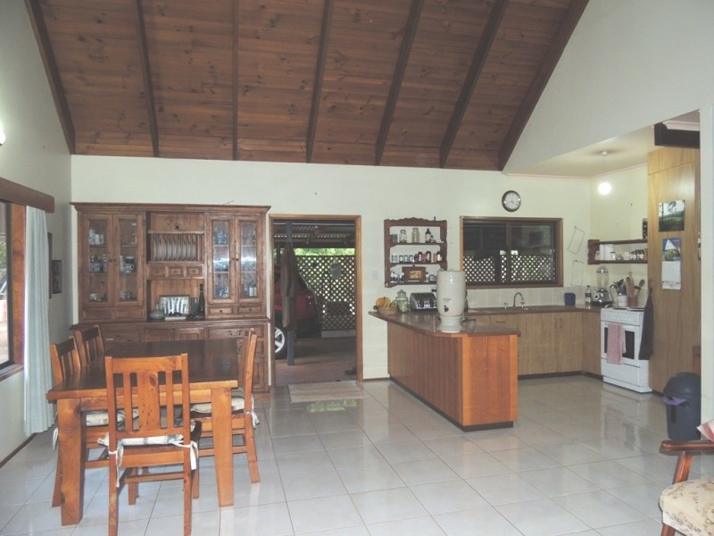 Yungaburra QLD 4884