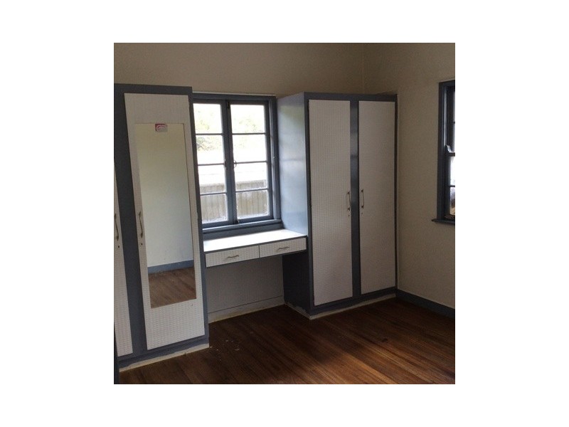 8 Lynch Street, Malanda QLD 4885