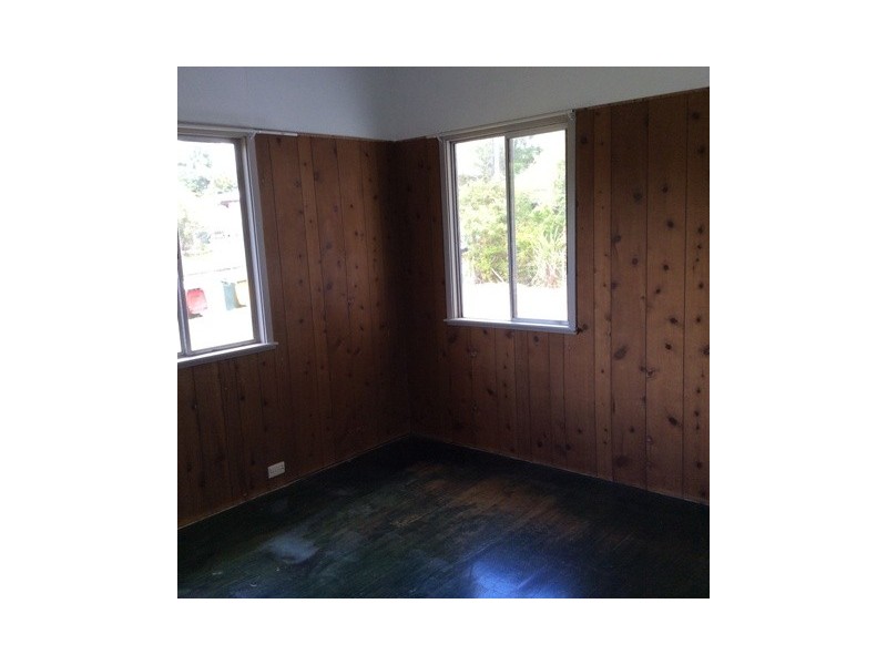 8 Lynch Street, Malanda QLD 4885