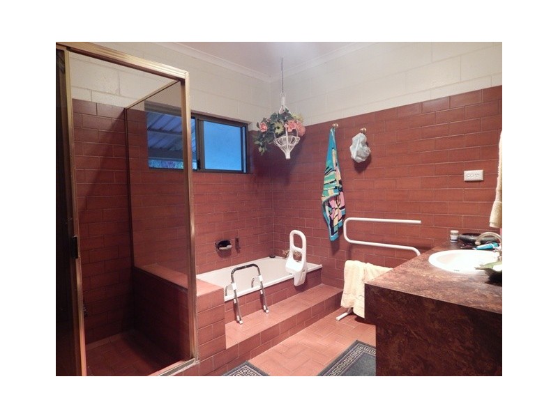 148 Lake Barrine Road, Malanda QLD 4885