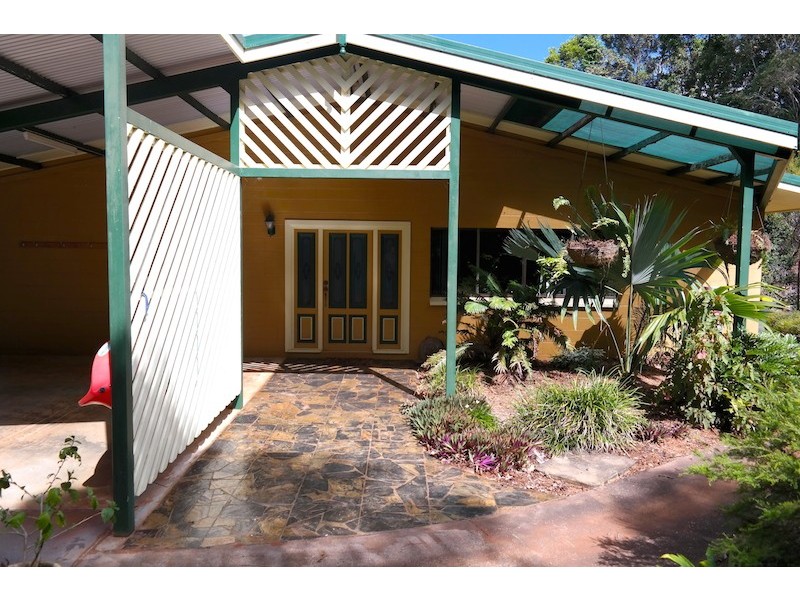 Lake Eacham QLD 4884
