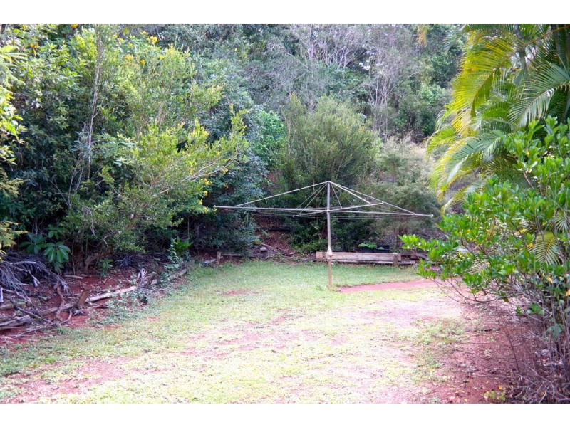 Lake Eacham QLD 4884