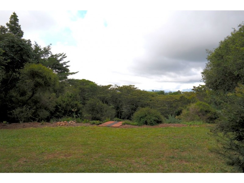 Lake Eacham QLD 4884