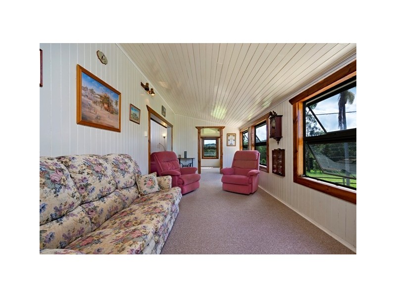 Lake Barrine QLD 4884