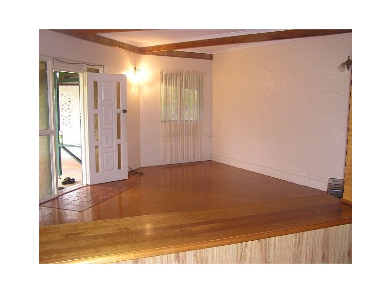 Lake Eacham QLD 4884