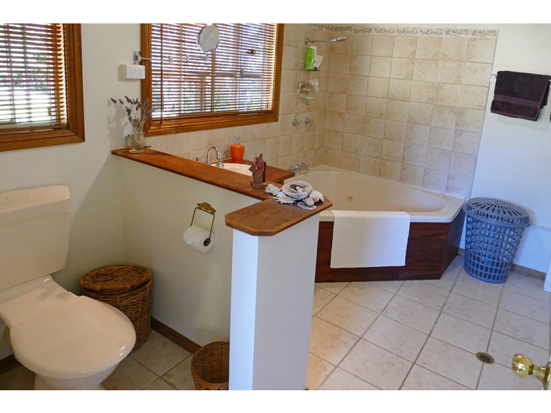 Topaz QLD 4885