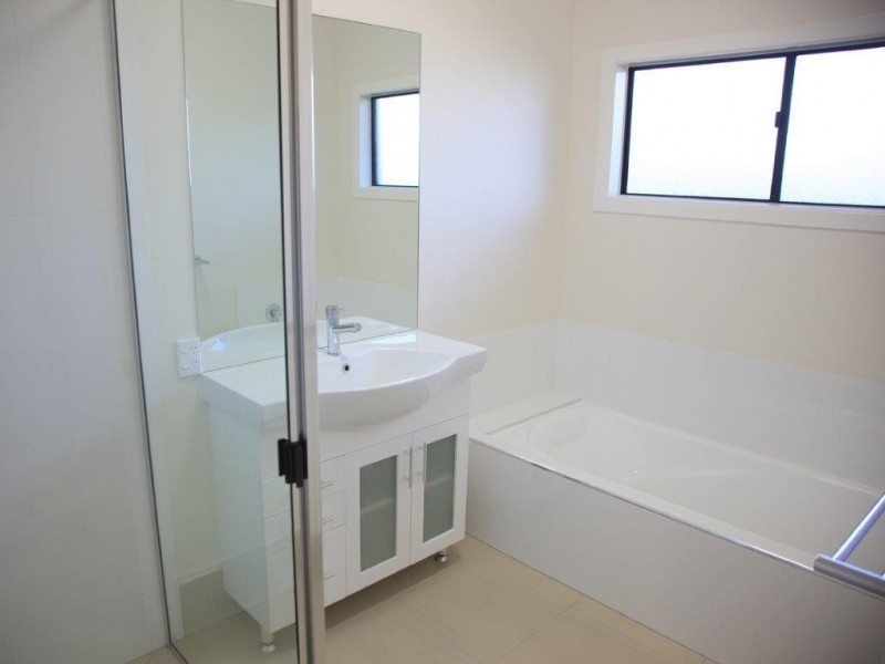 Bentley Park QLD 4869