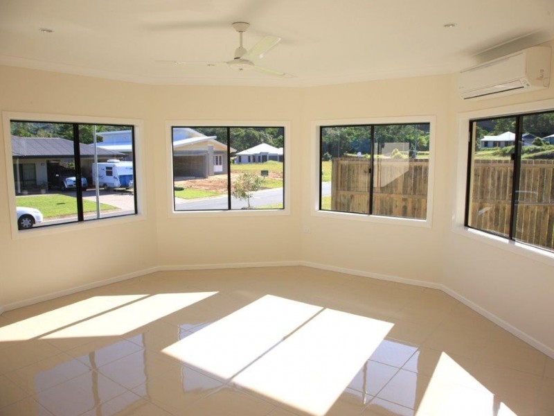 Bentley Park QLD 4869