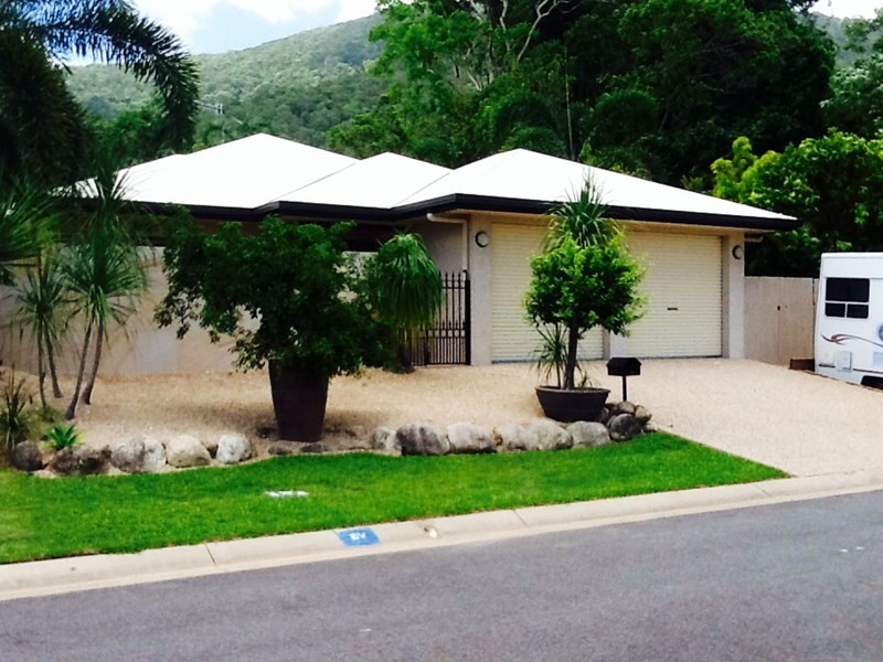 Clifton Beach QLD 4879