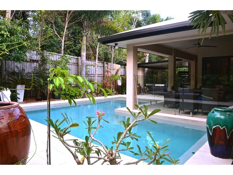 Clifton Beach QLD 4879