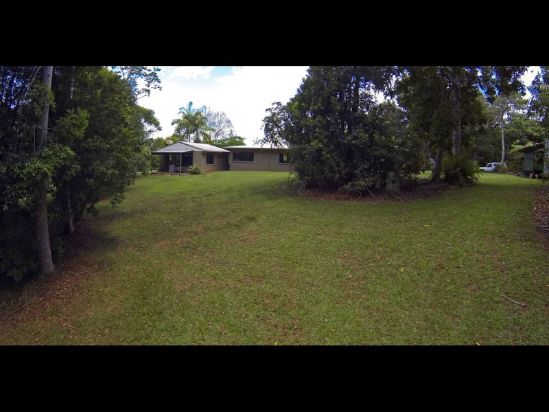 Lake Eacham QLD 4884