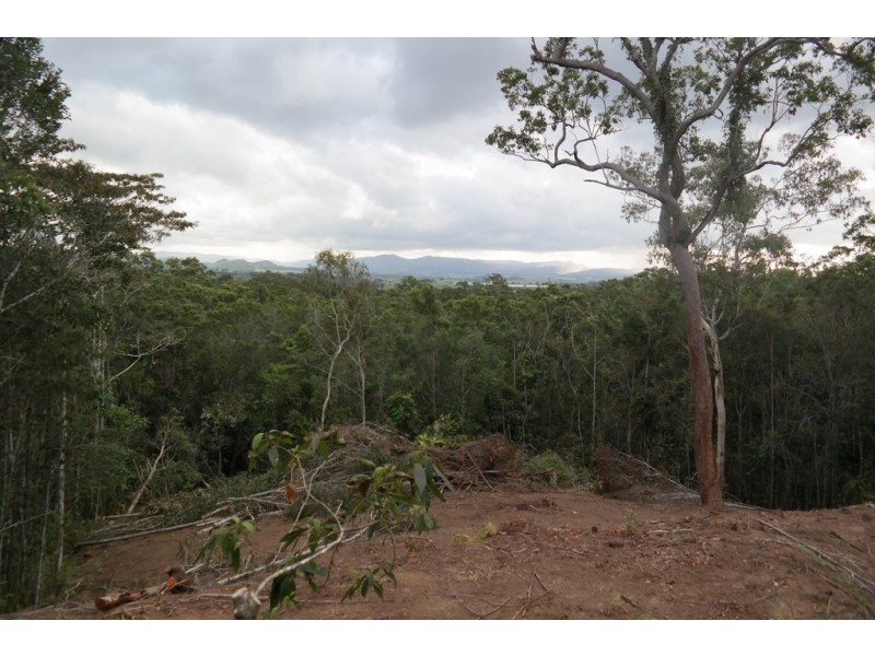 Lake Barrine QLD 4884
