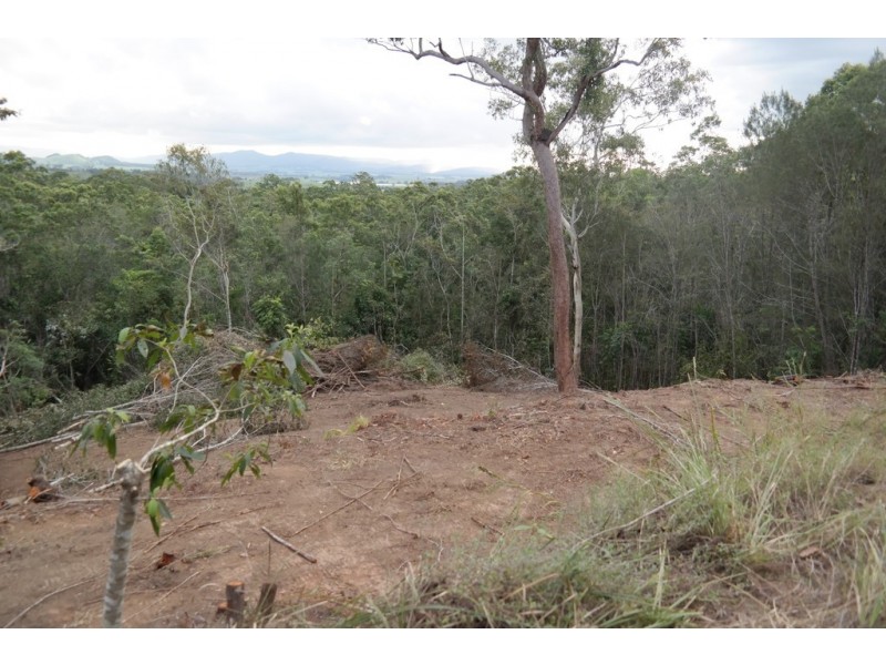 Lake Barrine QLD 4884