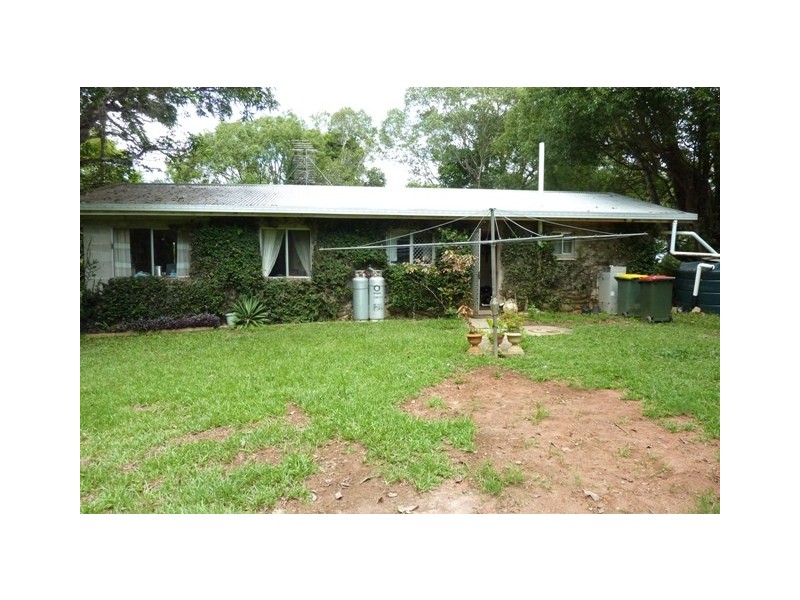 Lake Eacham QLD 4884