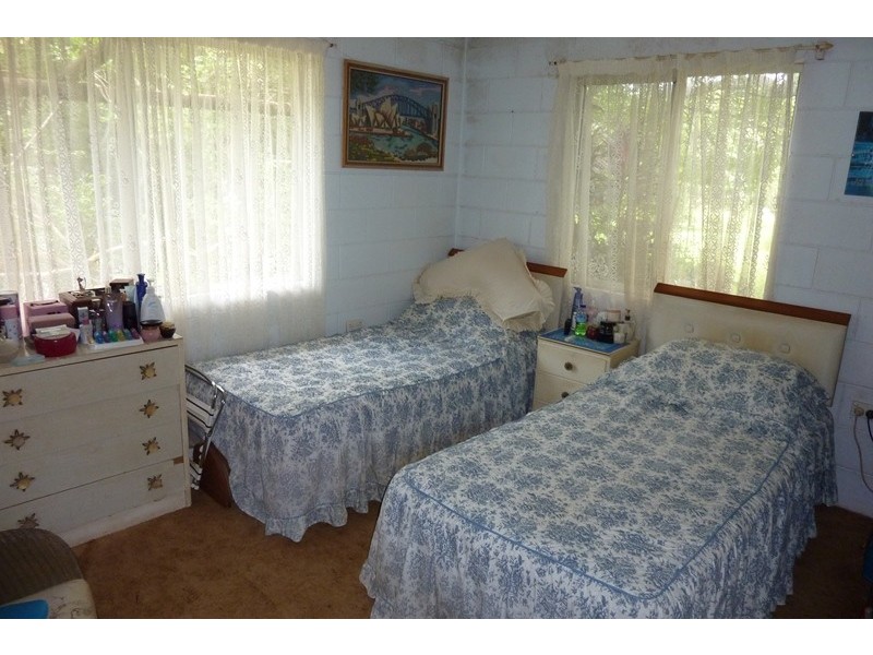 Lake Eacham QLD 4884